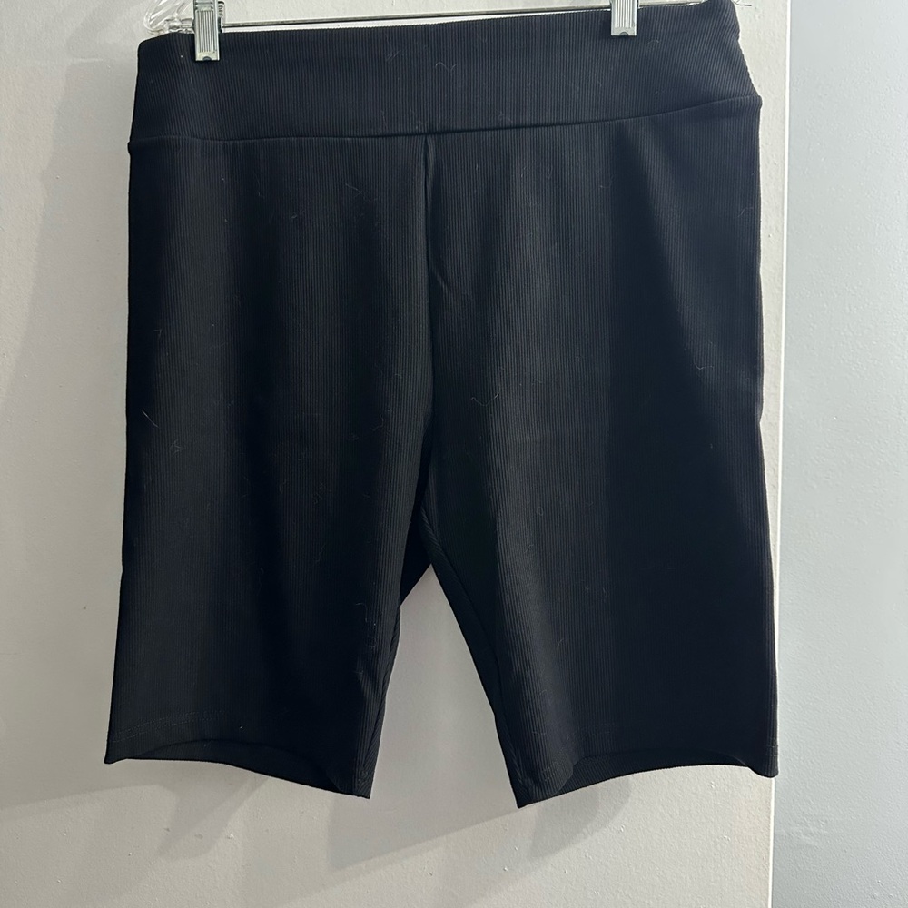 Terra & Sky Black Bike Shorts